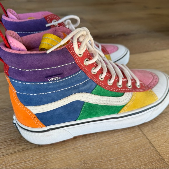 Vans Sk8-Hi MTE 2.0 DX Rainbow Sneakers Shoes - Picture 3 of 10